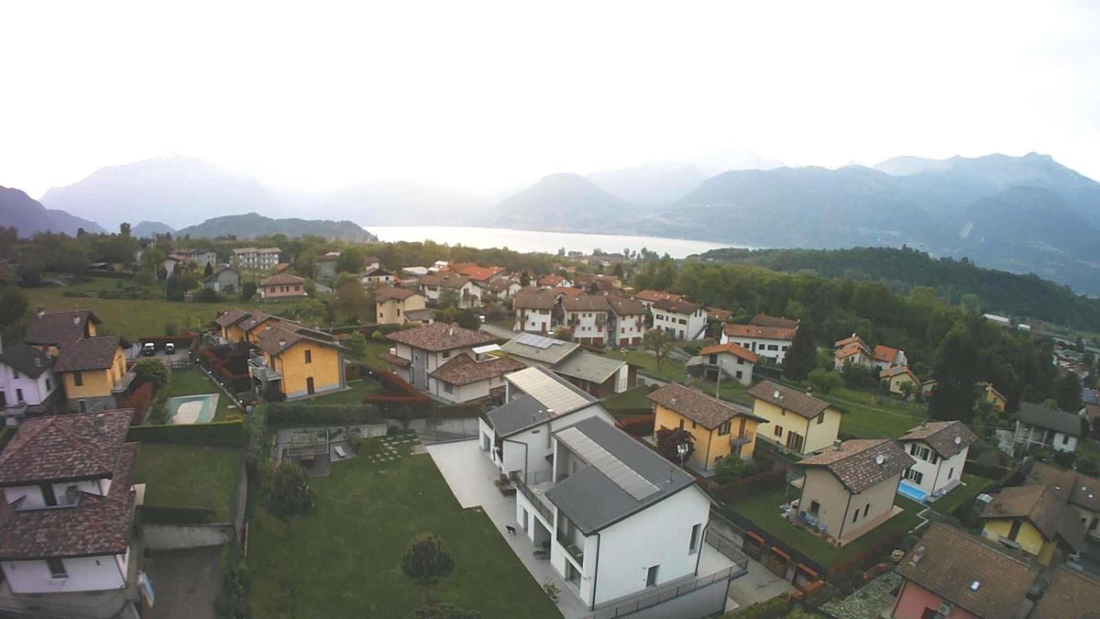 White House Lucia Villa Colico Exterior photo